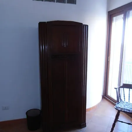 Maison d'hôtes L'ulivo Short Lets Ribera